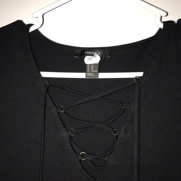 Black long sleeve knee length dress - Picture 2 of 3